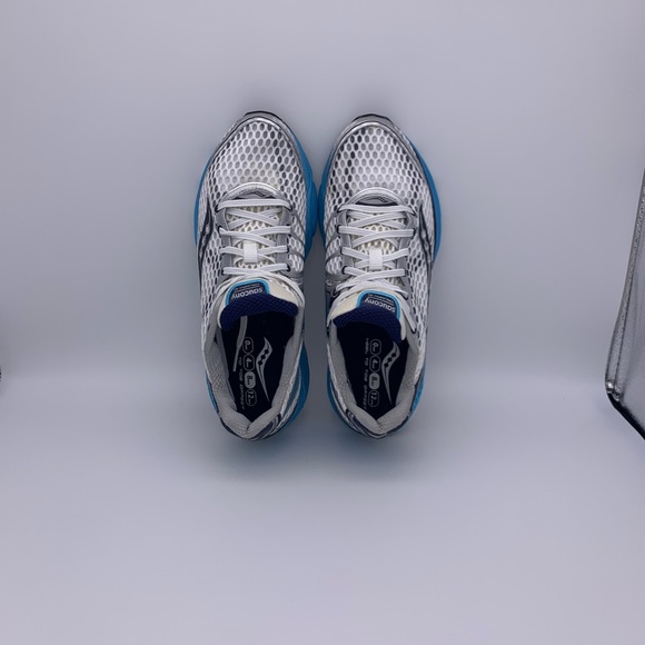 Women Saucony Triumph 10 - Picture 6 of 8